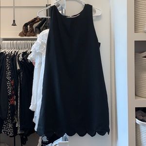 Black Sleeveless Dress with Scallop Hem